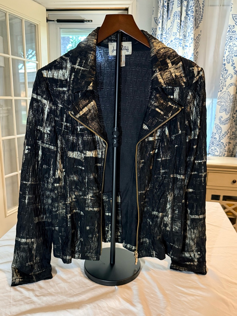 Vintage Joseph Ribkoff Black Jacket with Gold Metallic Brushstroke Print (04)